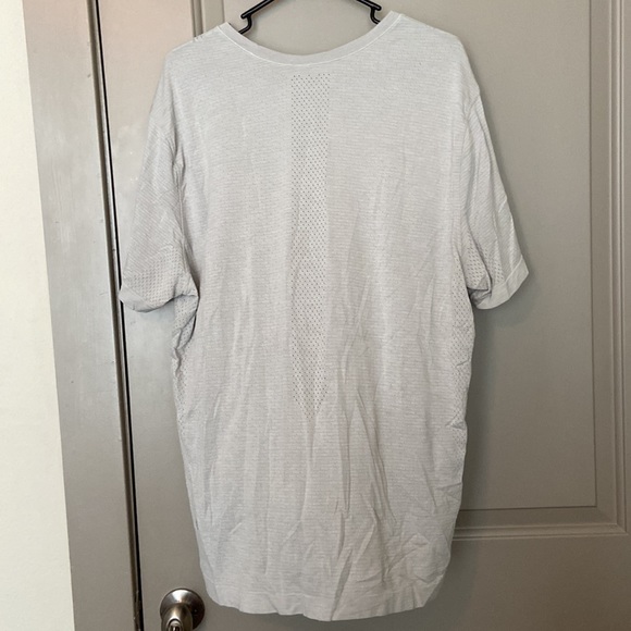 Metal Vent Tech Short-Sleeve - Picture 3 of 4